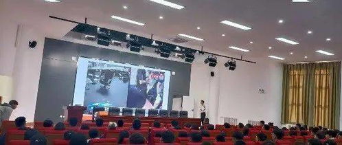 筑牢安全防線(xiàn)，激發(fā)文化活力——人文與藝術(shù)設(shè)計(jì)系團(tuán)總支開(kāi)展消防專(zhuān)題講座與演練暨文化藝術(shù)活動(dòng)策劃動(dòng)員